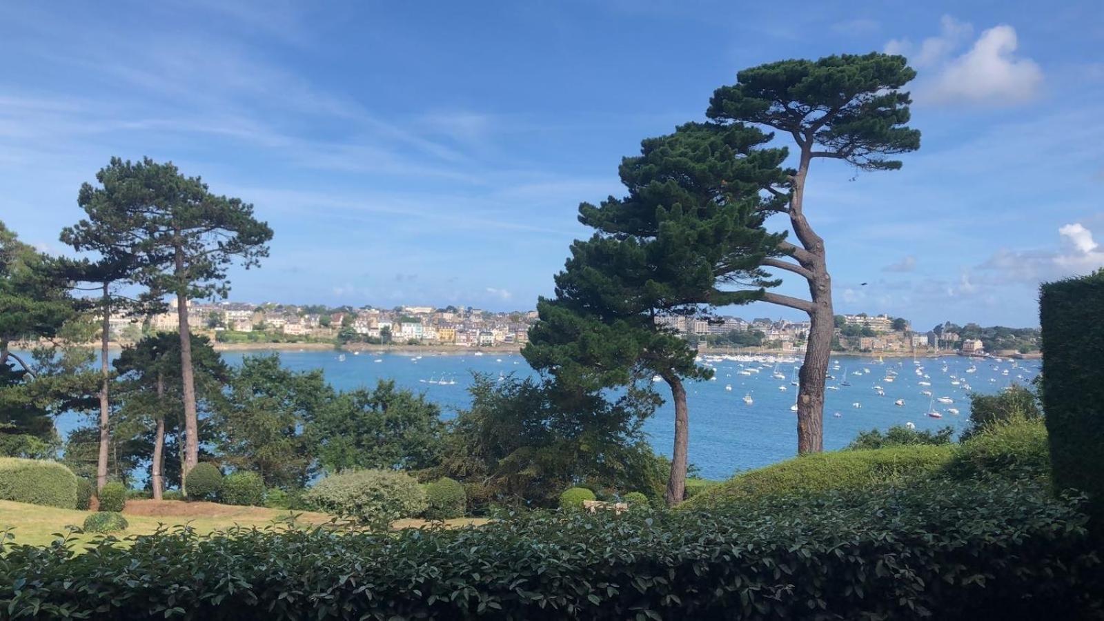 Appartement Vue Sur Mer ディナール エクステリア 写真